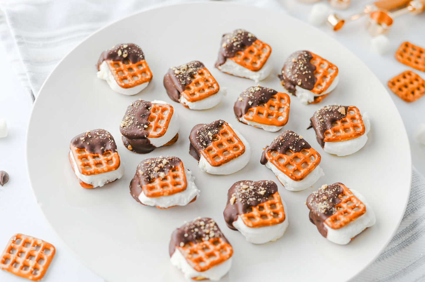 S'mores Pretzel Bites