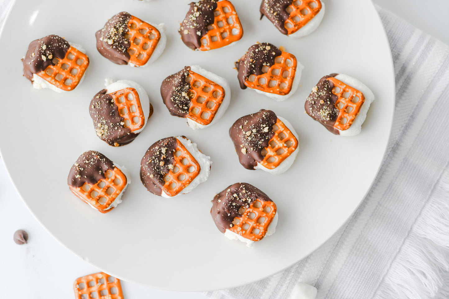 S'mores Pretzel Bites