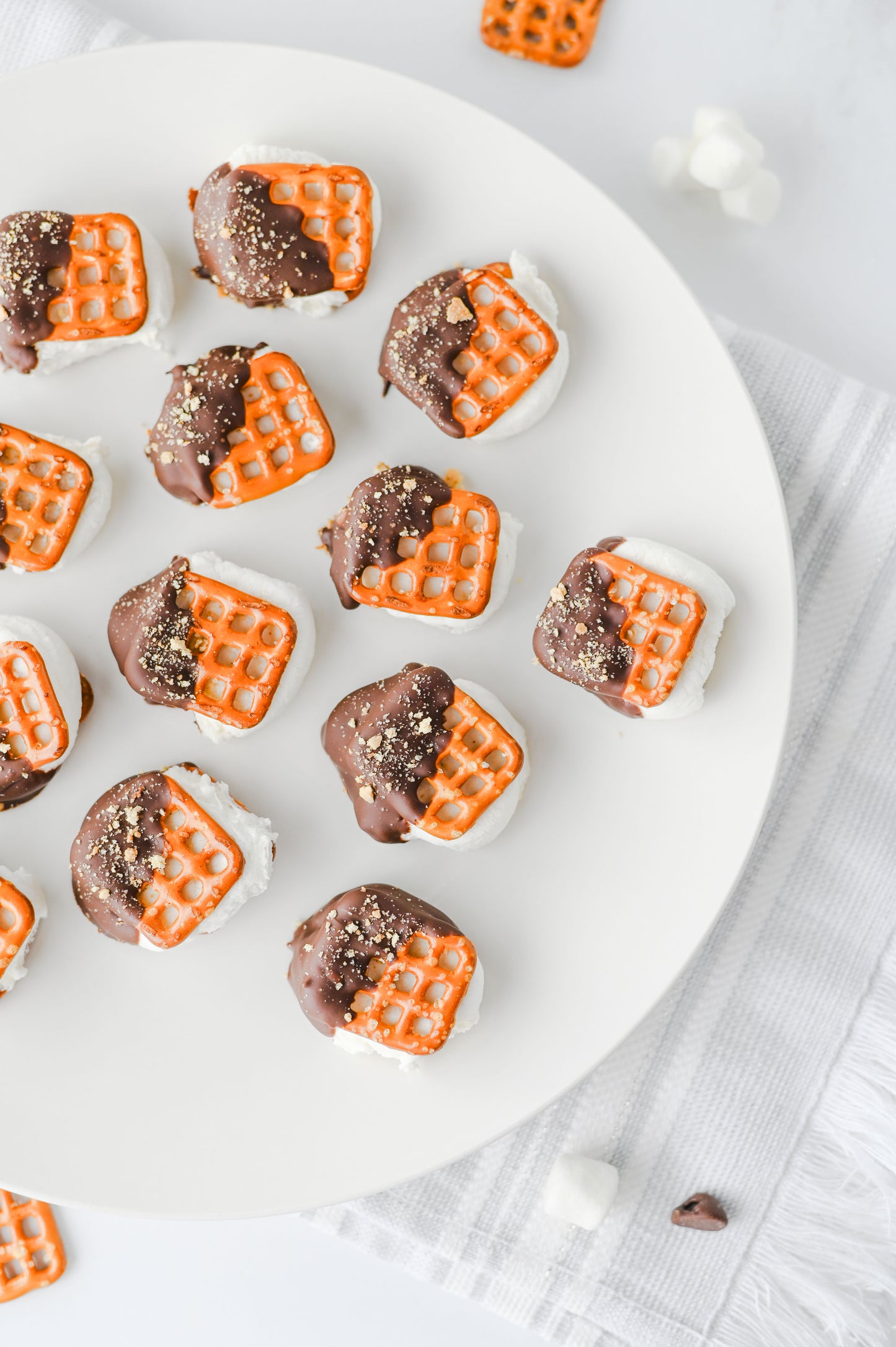 S'mores Pretzel Bites