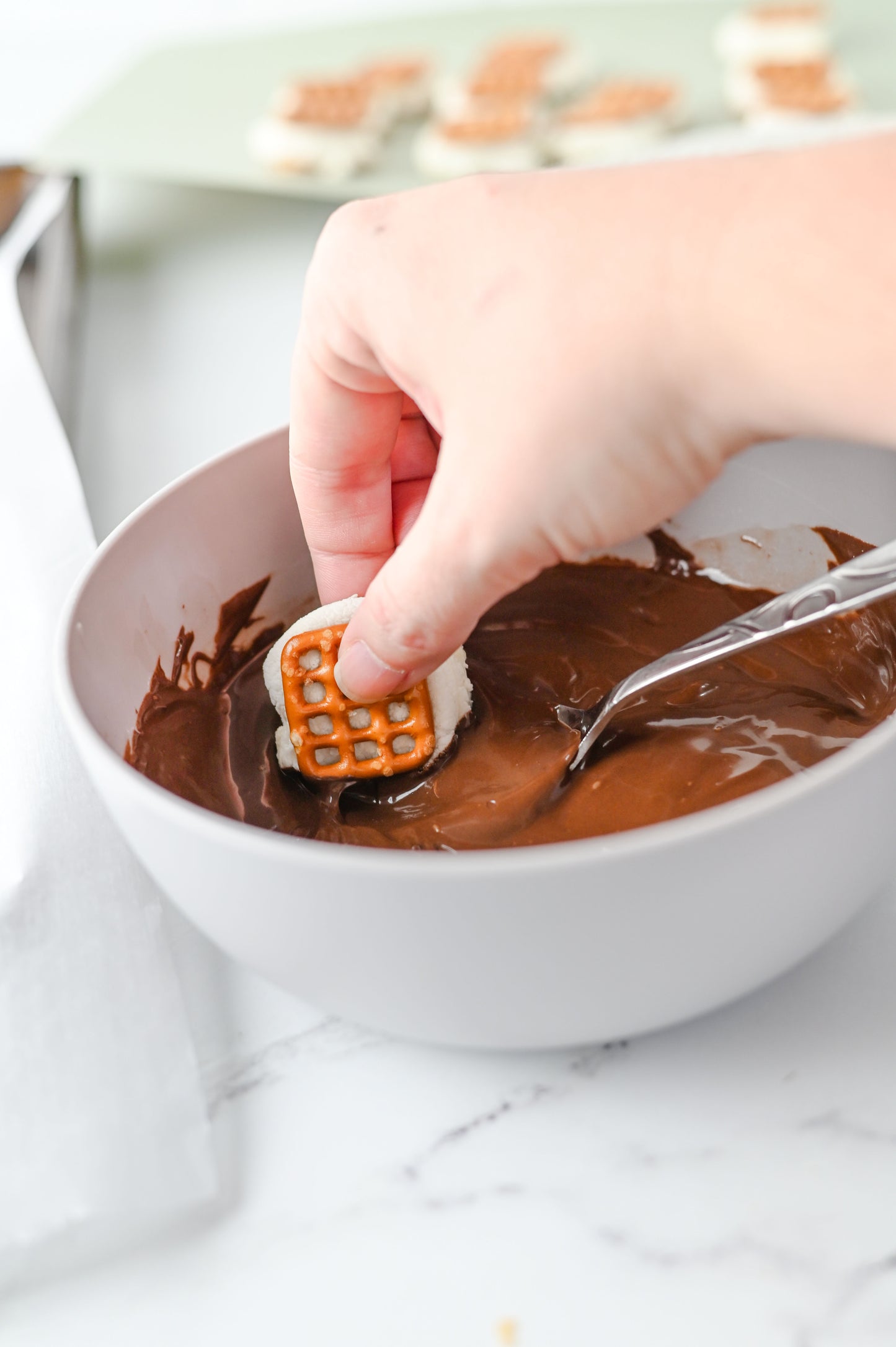 S'mores Pretzel Bites